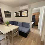 Mobile Bartol De Lux مكان تخييم *