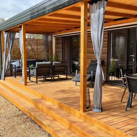 Mobile Bartol De Lux Biograd Na Moru