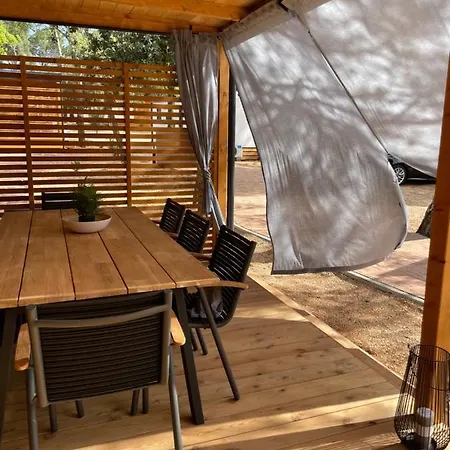 Mobile Bartol De Lux Κάμπινγκ