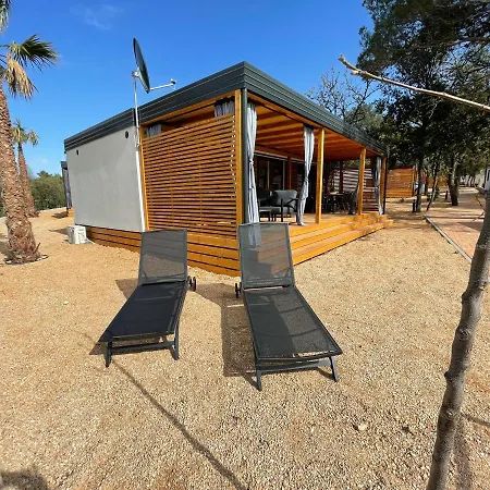 Mobile Bartol De Lux Biograd Na Moru