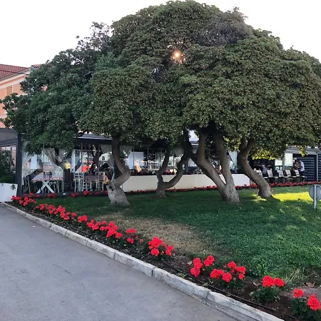 Mobile Bartol De Lux