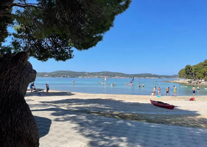 Mobile Bartol De Lux Biograd Na Moru